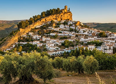 Maravillosas vistas del pueblo de Montefrío Maravillosas vistas del pueblo de Montefrío